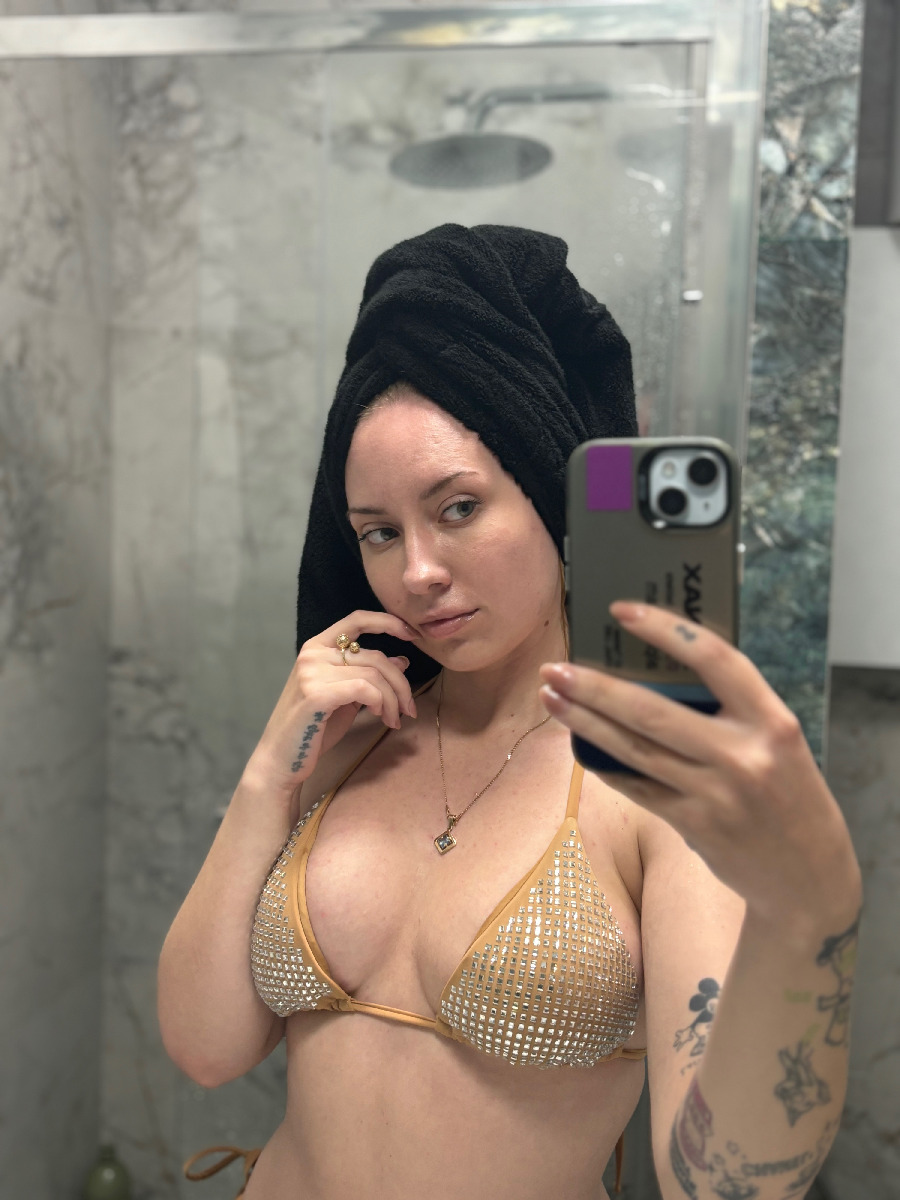 Nude girl KateV in Shaoguan