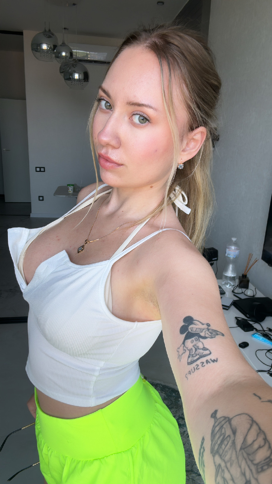 KateV in her underwear in Shaoguan