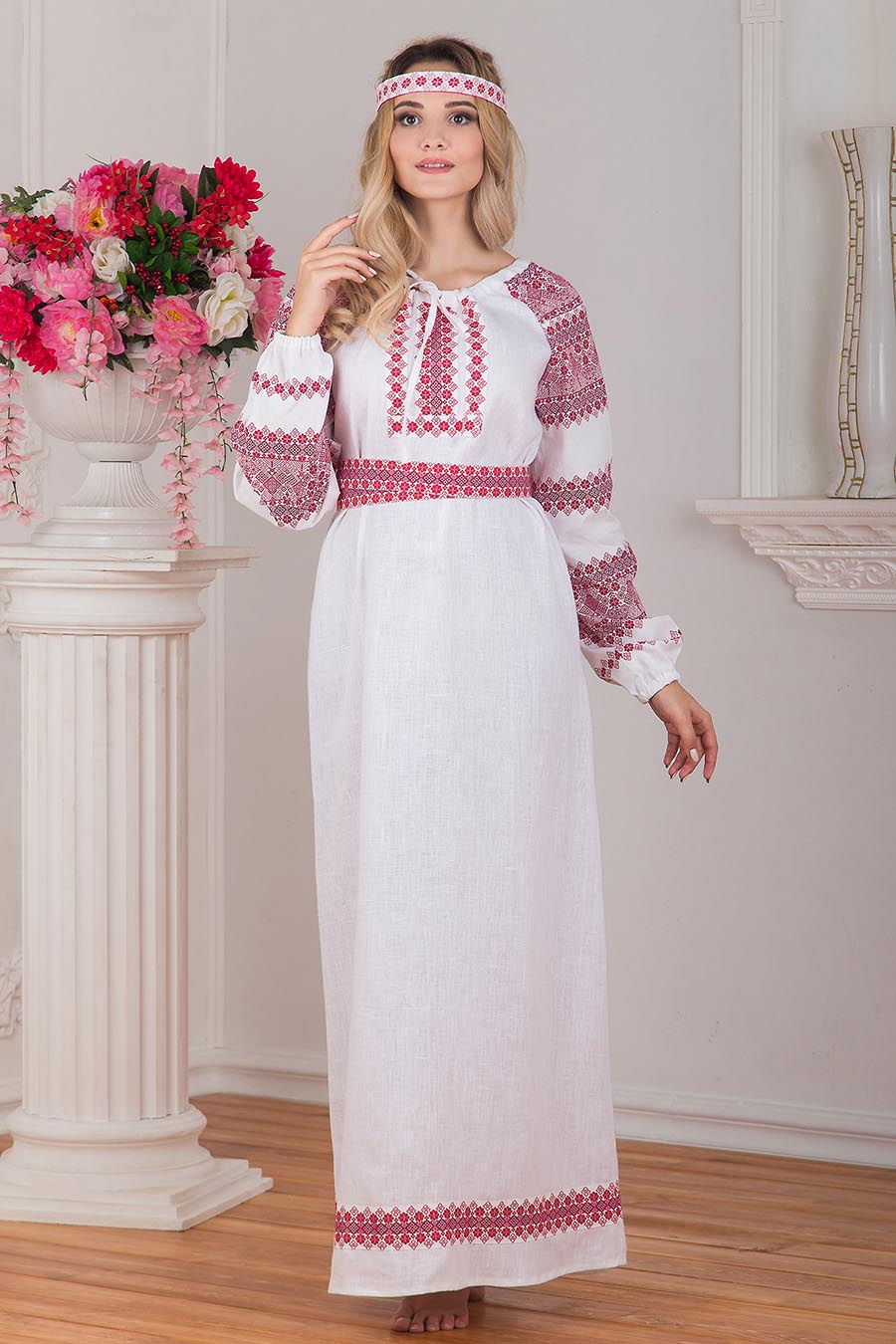 Women in Slavic costumes in Shaoguan