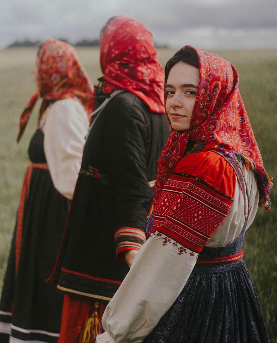 Women in Slavic costumes in Shaoguan